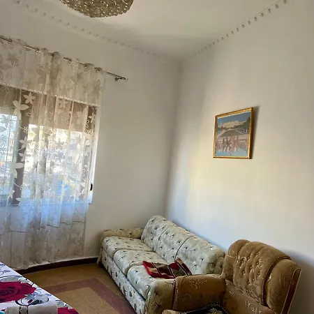 Port Side Room2 Гостевой дом Дуррес